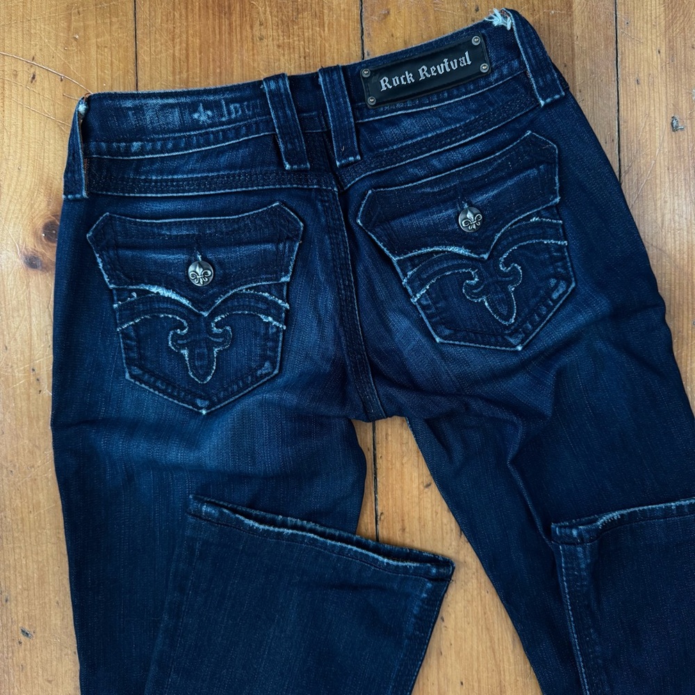 ROCK REVIVAL DEBBIE BOOTCUT JEANS SIZE 28 - Picture 2 of 7